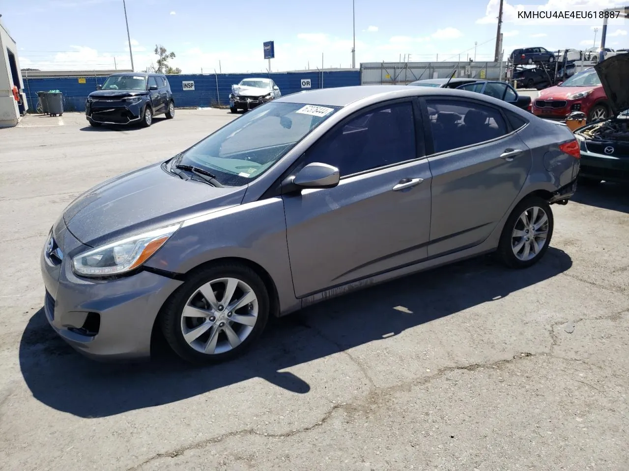 KMHCU4AE4EU618887 2014 Hyundai Accent Gls