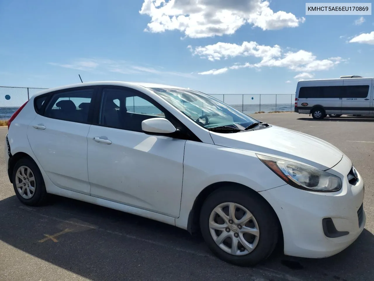 2014 Hyundai Accent Gls VIN: KMHCT5AE6EU170869 Lot: 74080394