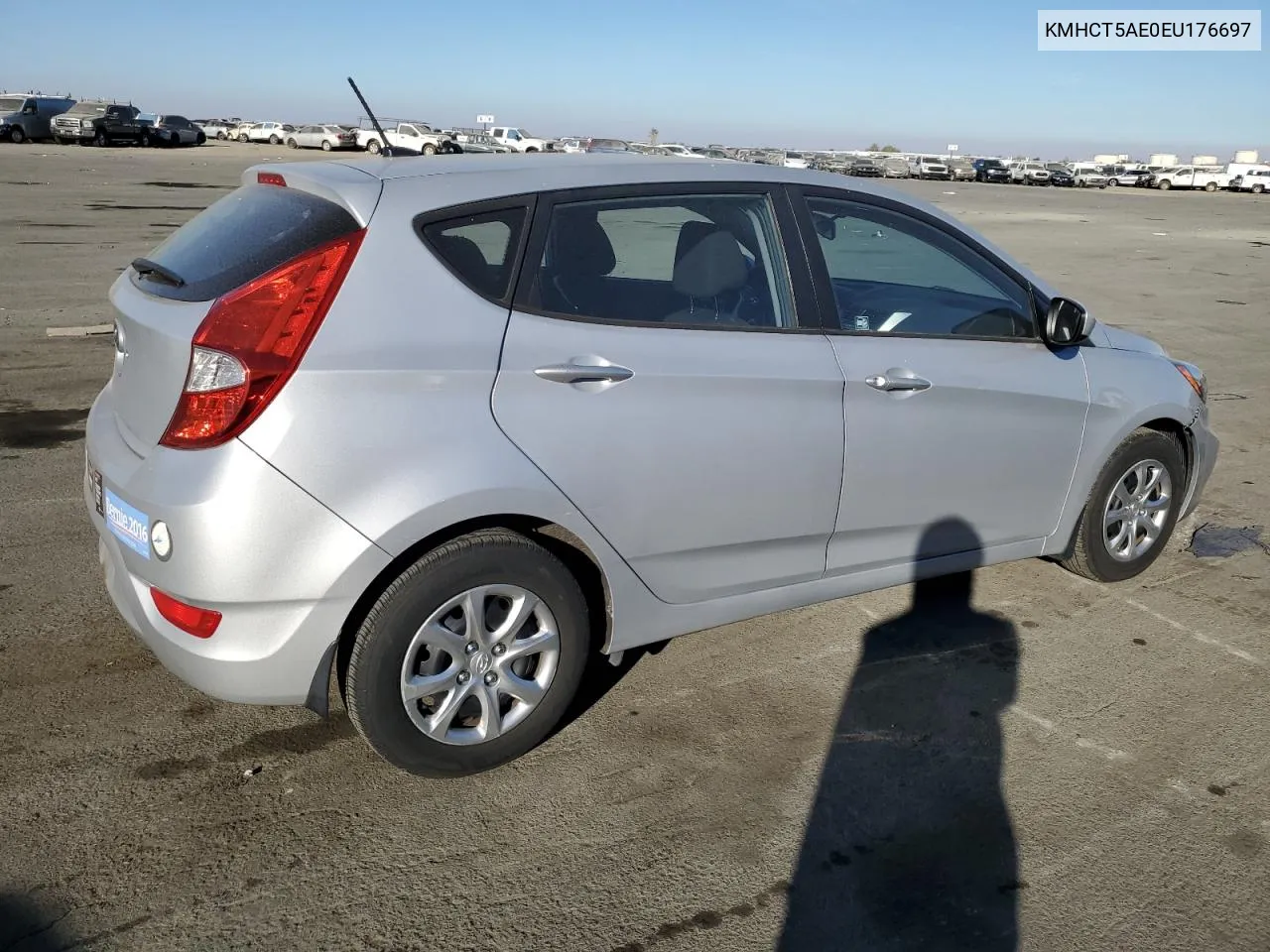 2014 Hyundai Accent Gls VIN: KMHCT5AE0EU176697 Lot: 77463764