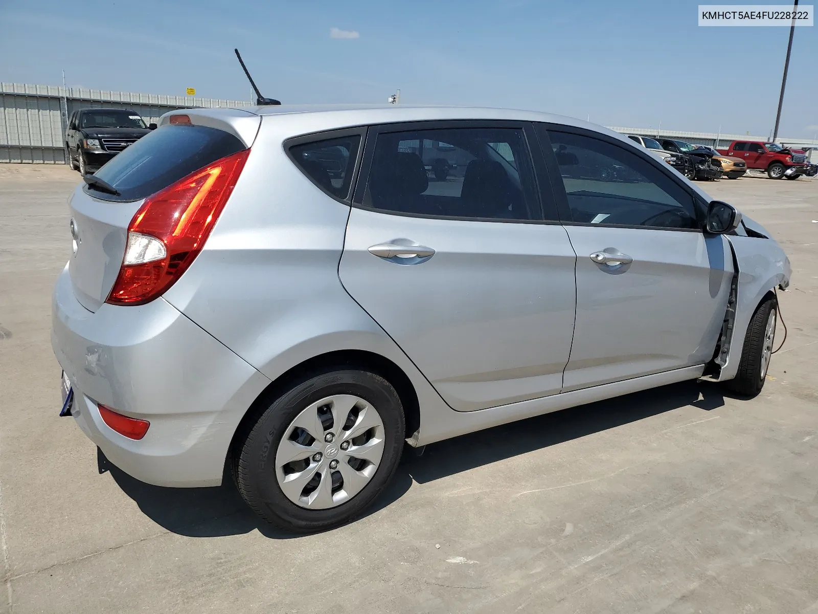 KMHCT5AE4FU228222 2015 Hyundai Accent Gs