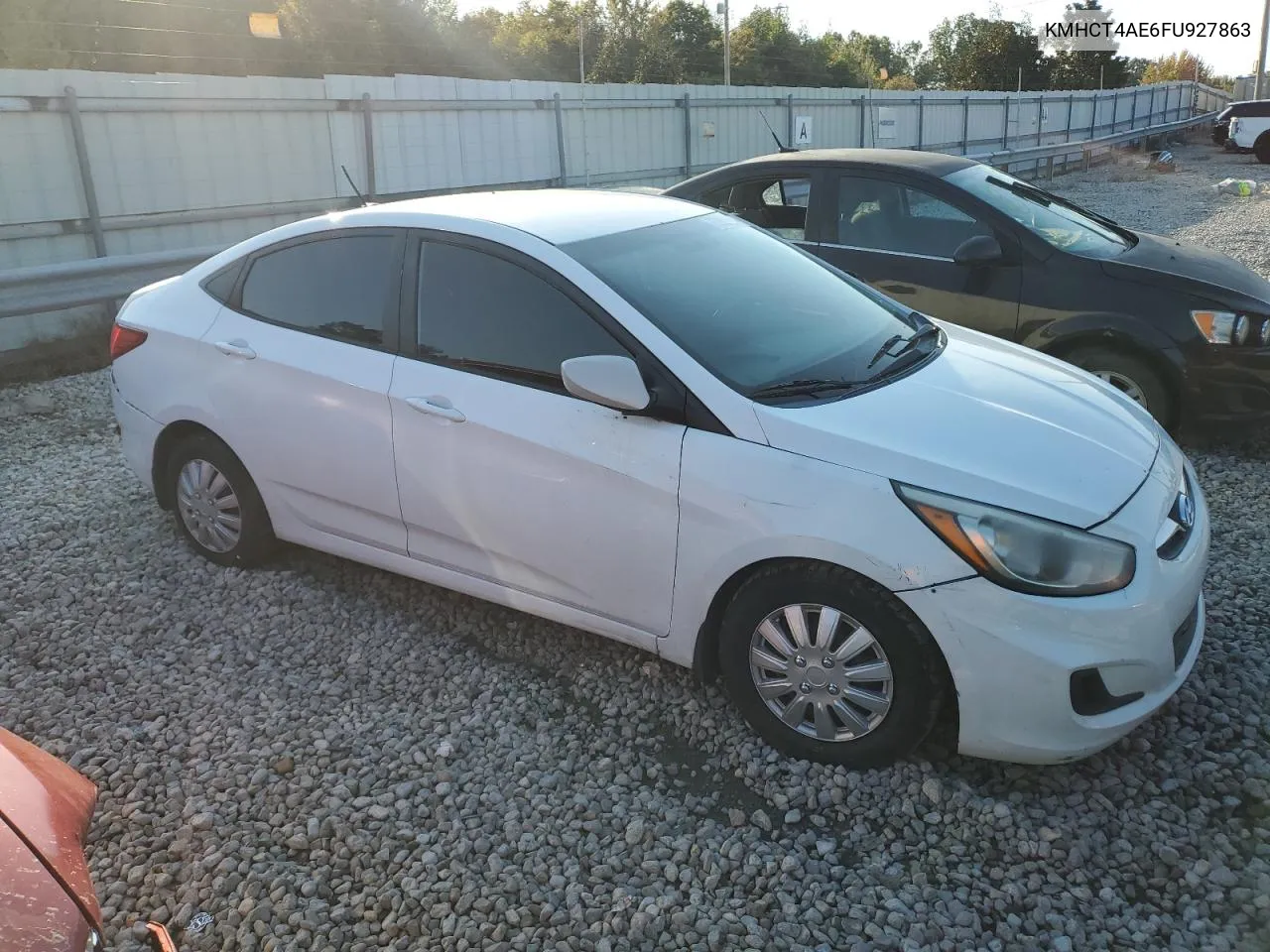 2015 Hyundai Accent Gls VIN: KMHCT4AE6FU927863 Lot: 77252054