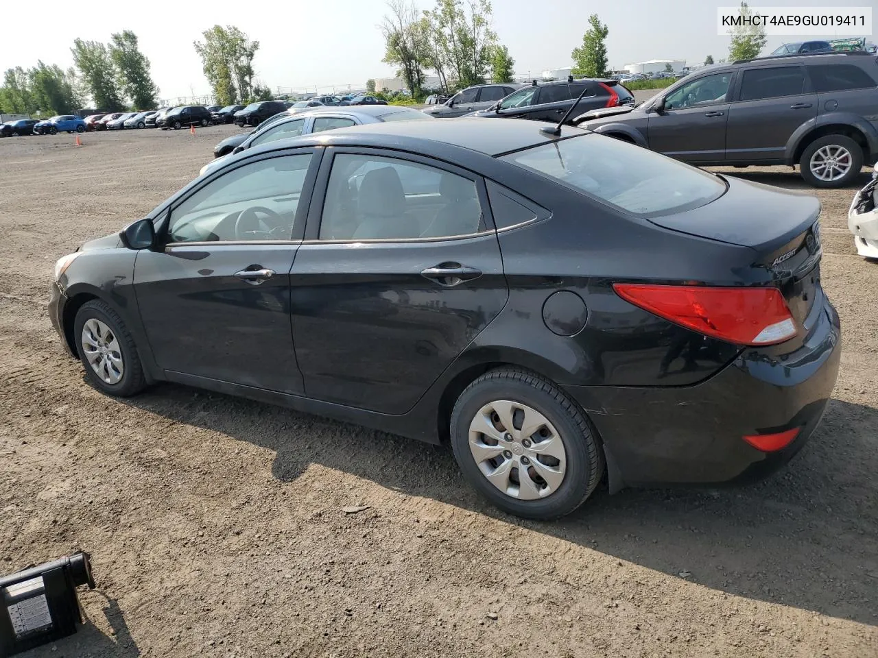 KMHCT4AE9GU019411 2016 Hyundai Accent Se