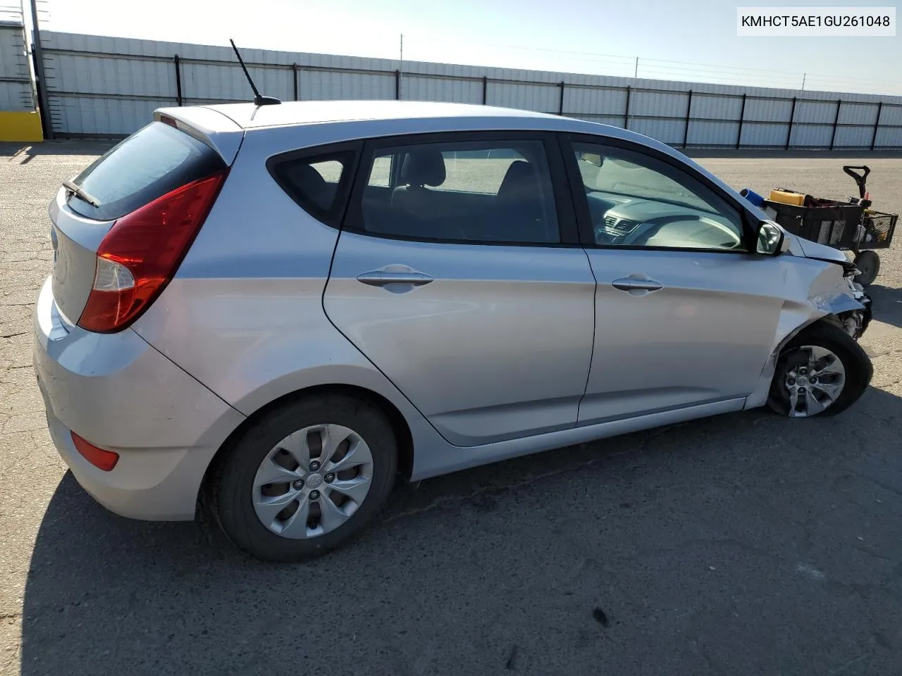 KMHCT5AE1GU261048 2016 Hyundai Accent Se