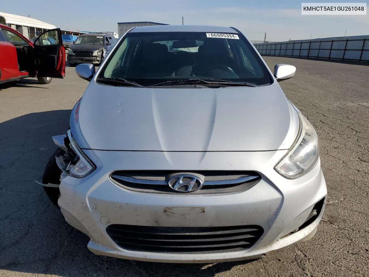 KMHCT5AE1GU261048 2016 Hyundai Accent Se