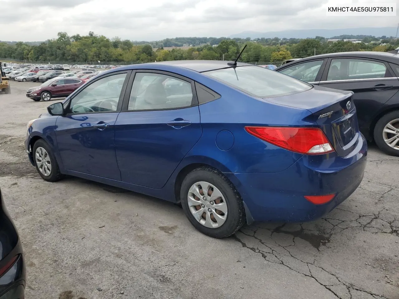 2016 Hyundai Accent Se VIN: KMHCT4AE5GU975811 Lot: 72254494