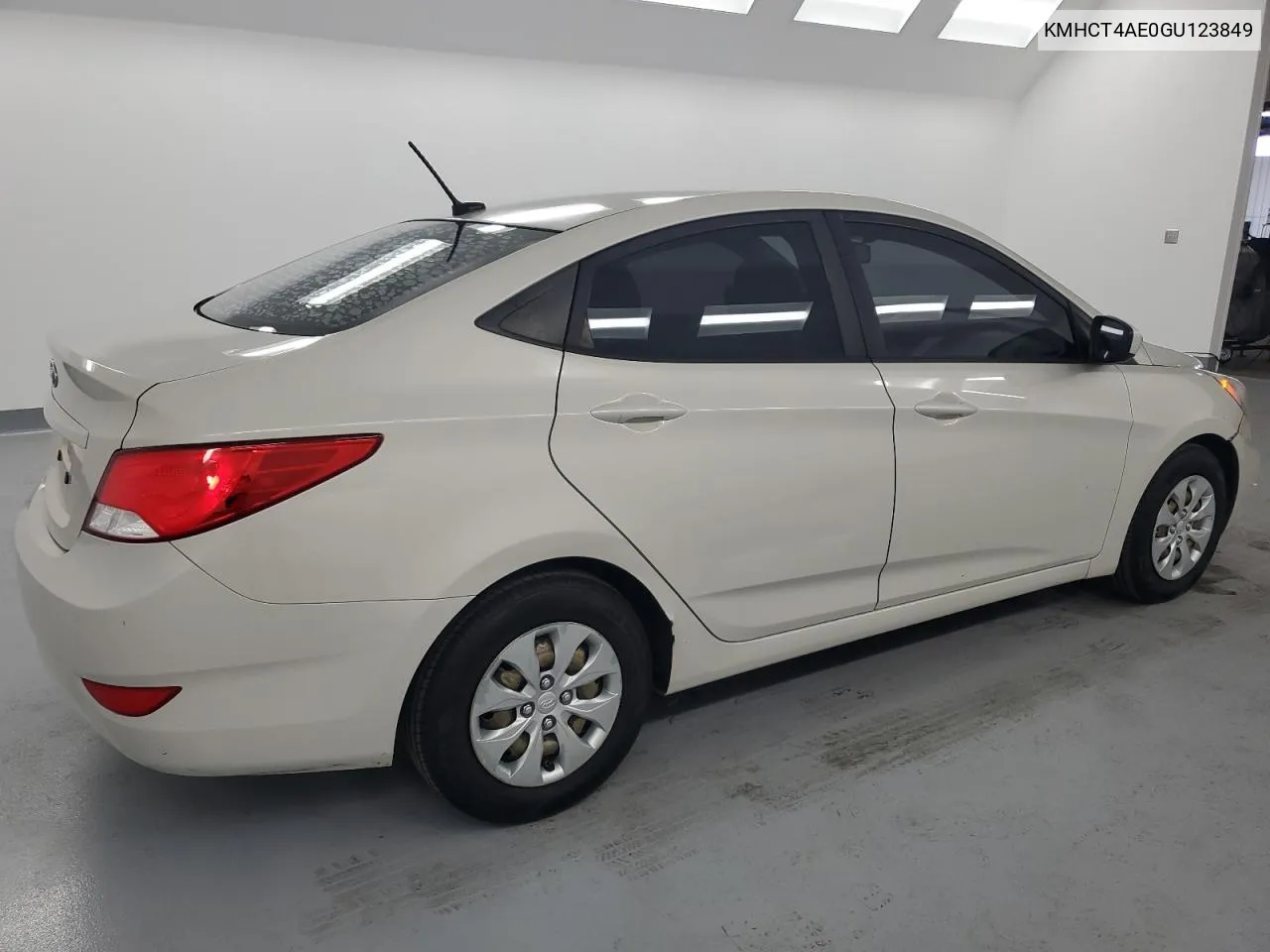 2016 Hyundai Accent Se VIN: KMHCT4AE0GU123849 Lot: 72968224