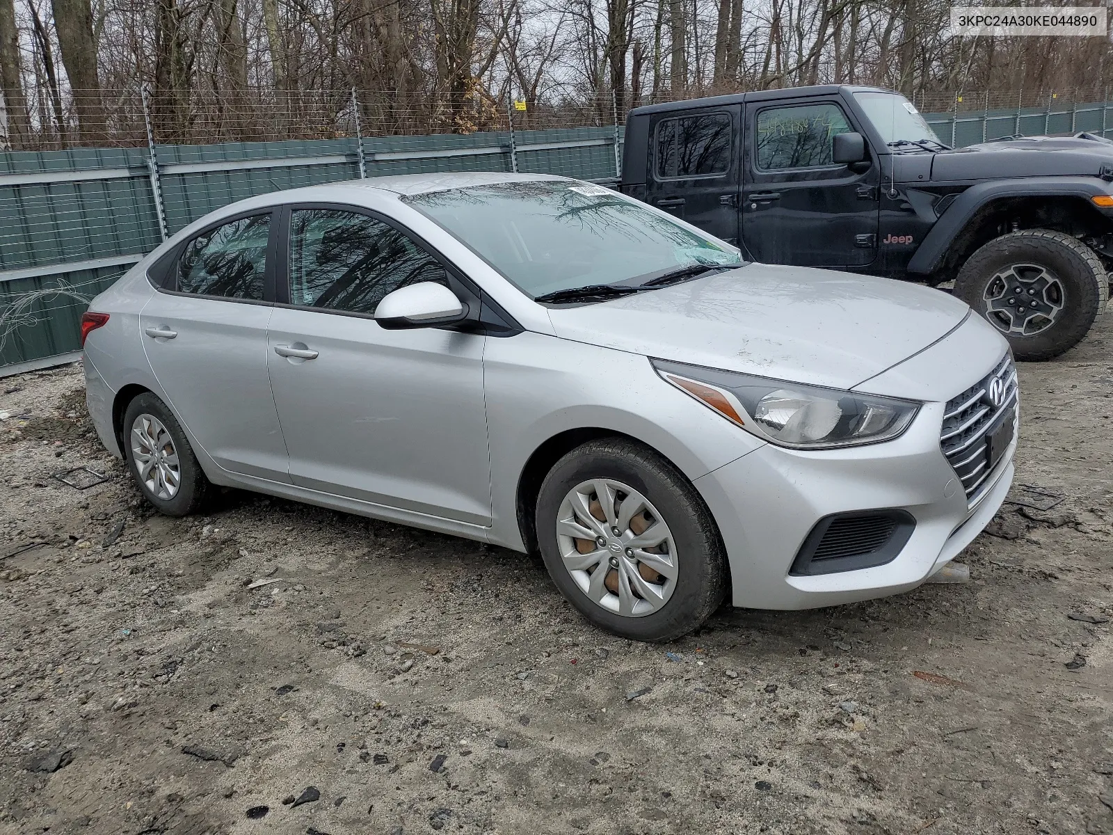 3KPC24A30KE044890 2019 Hyundai Accent Se