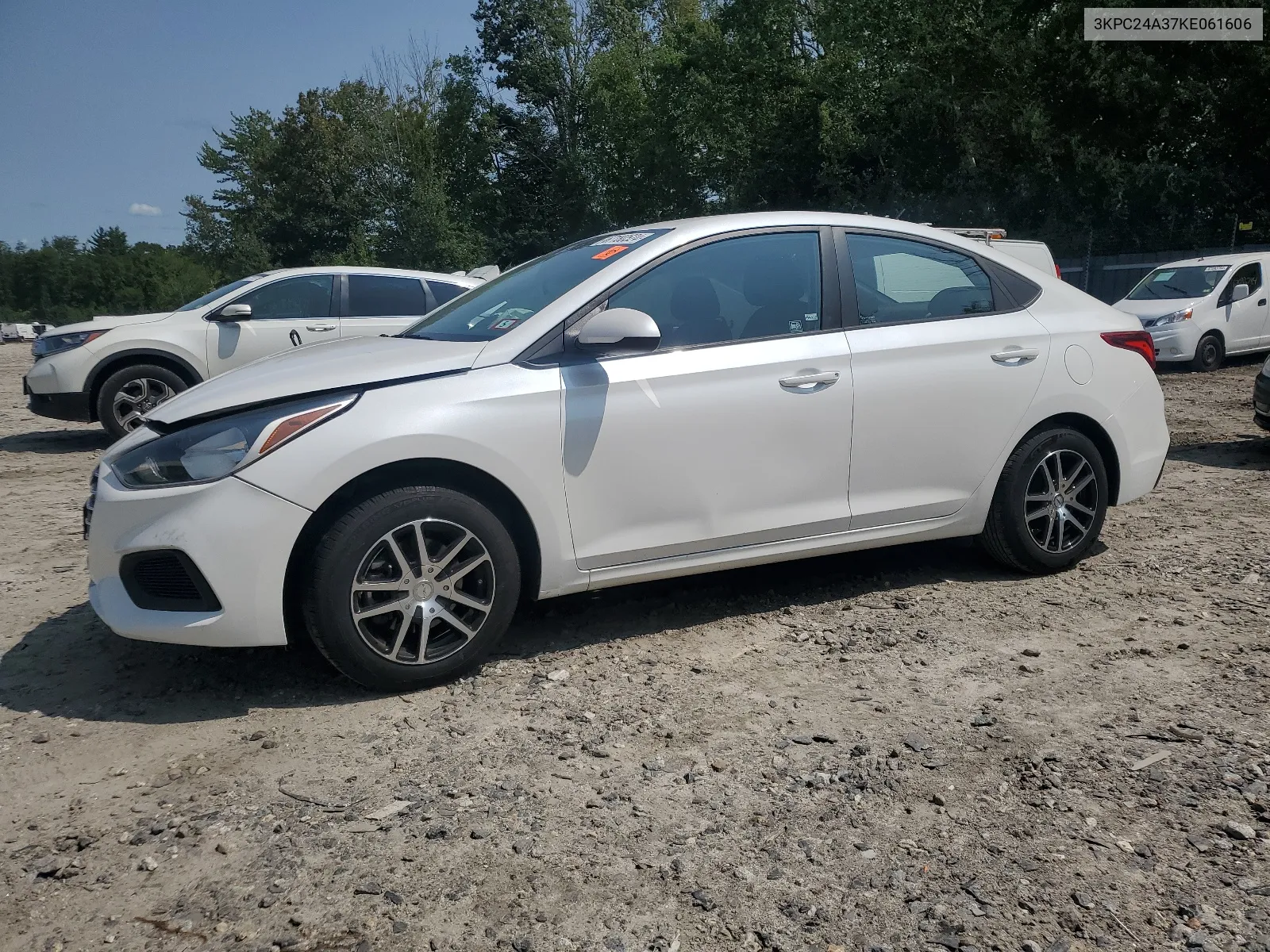 3KPC24A37KE061606 2019 Hyundai Accent Se