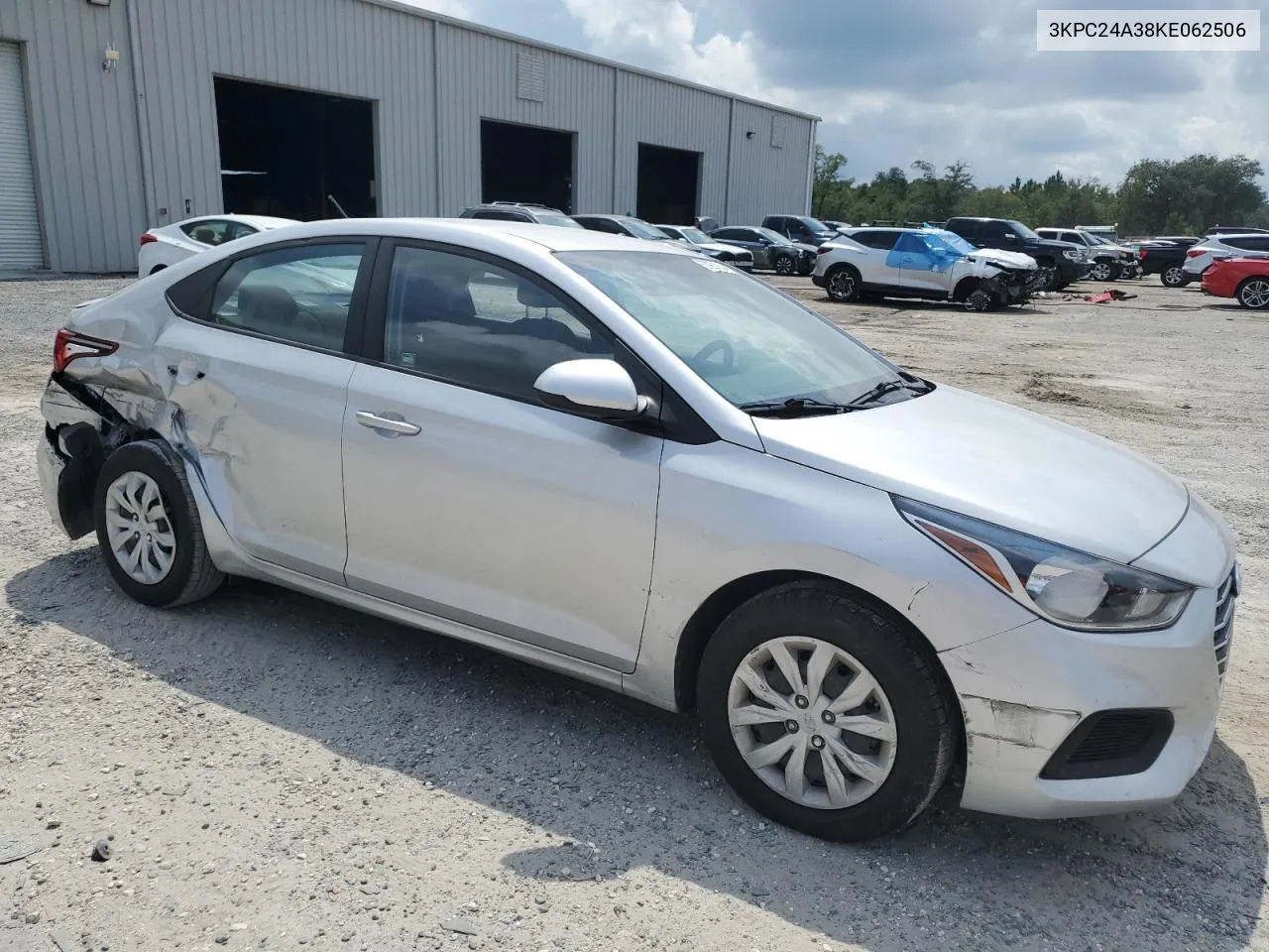 3KPC24A38KE062506 2019 Hyundai Accent Se