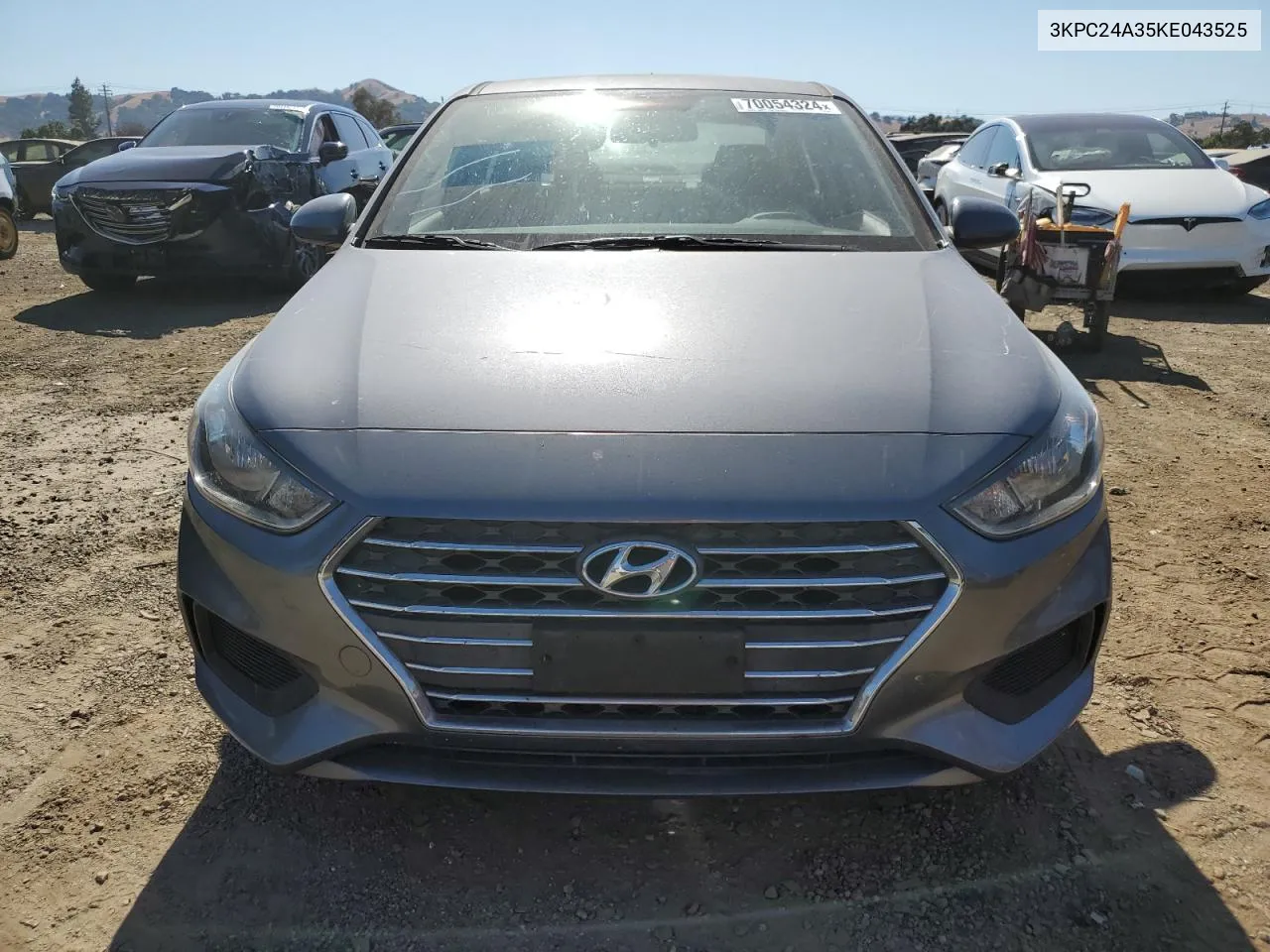 2019 Hyundai Accent Se VIN: 3KPC24A35KE043525 Lot: 70054324