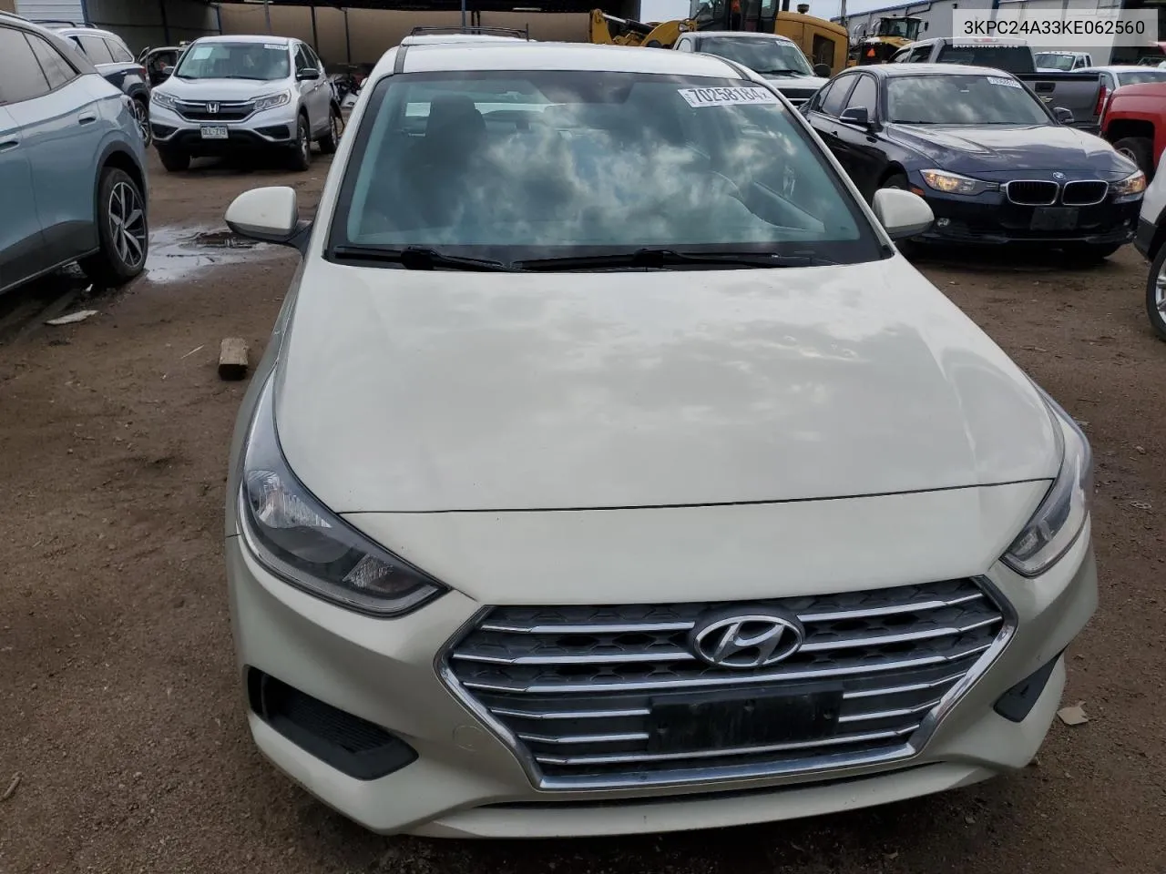 3KPC24A33KE062560 2019 Hyundai Accent Se