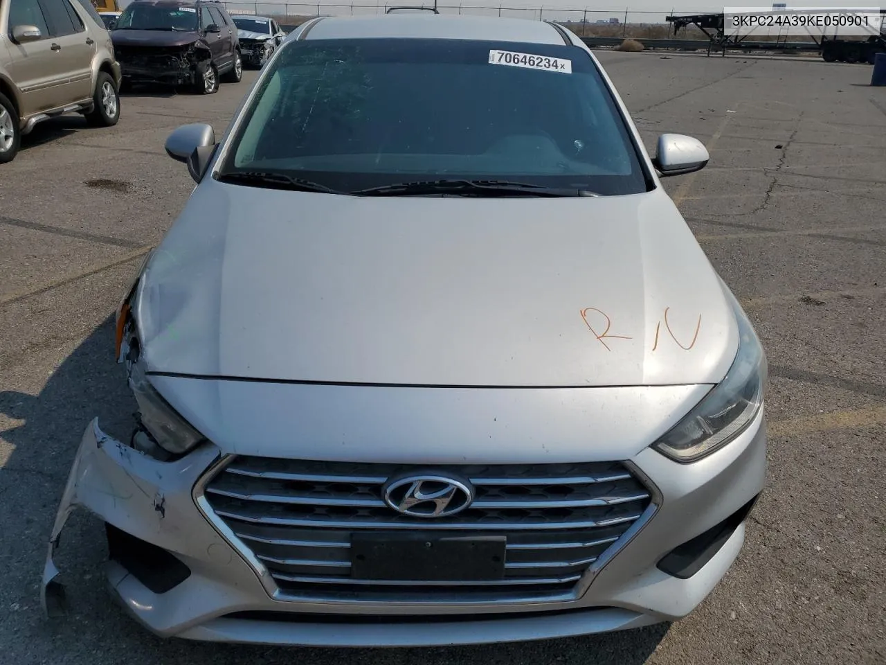 2019 Hyundai Accent Se VIN: 3KPC24A39KE050901 Lot: 70646234