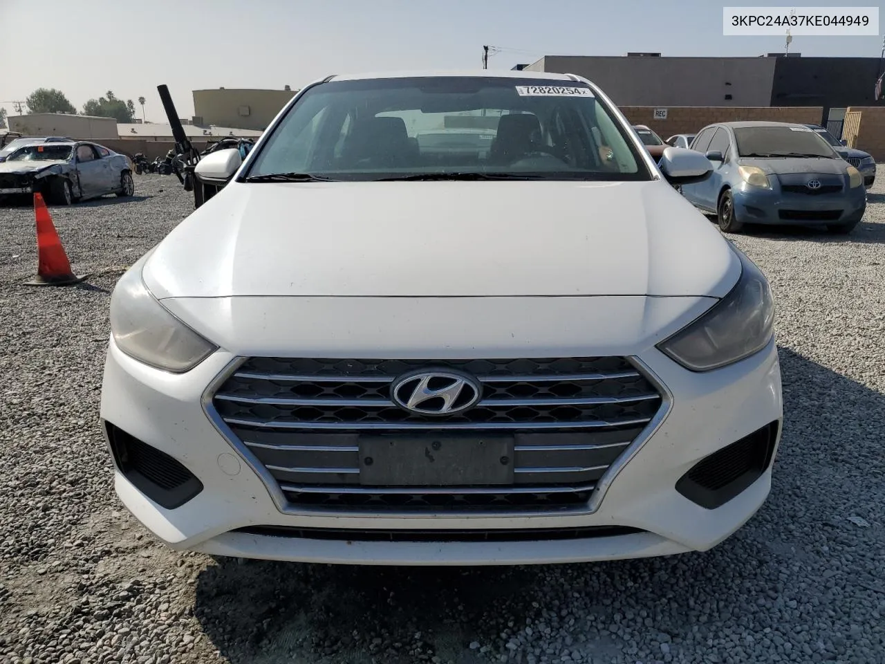 3KPC24A37KE044949 2019 Hyundai Accent Se