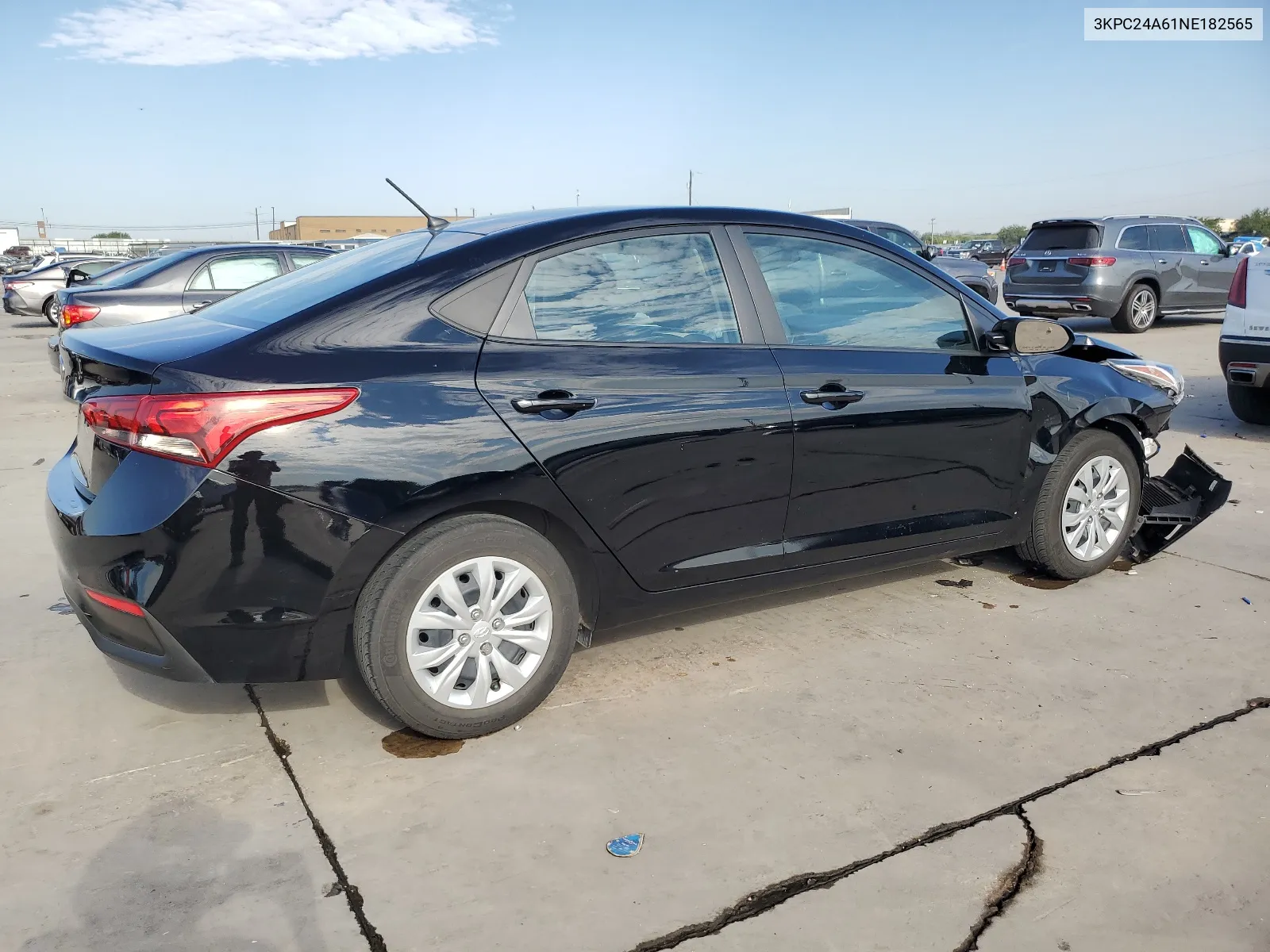 3KPC24A61NE182565 2022 Hyundai Accent Se