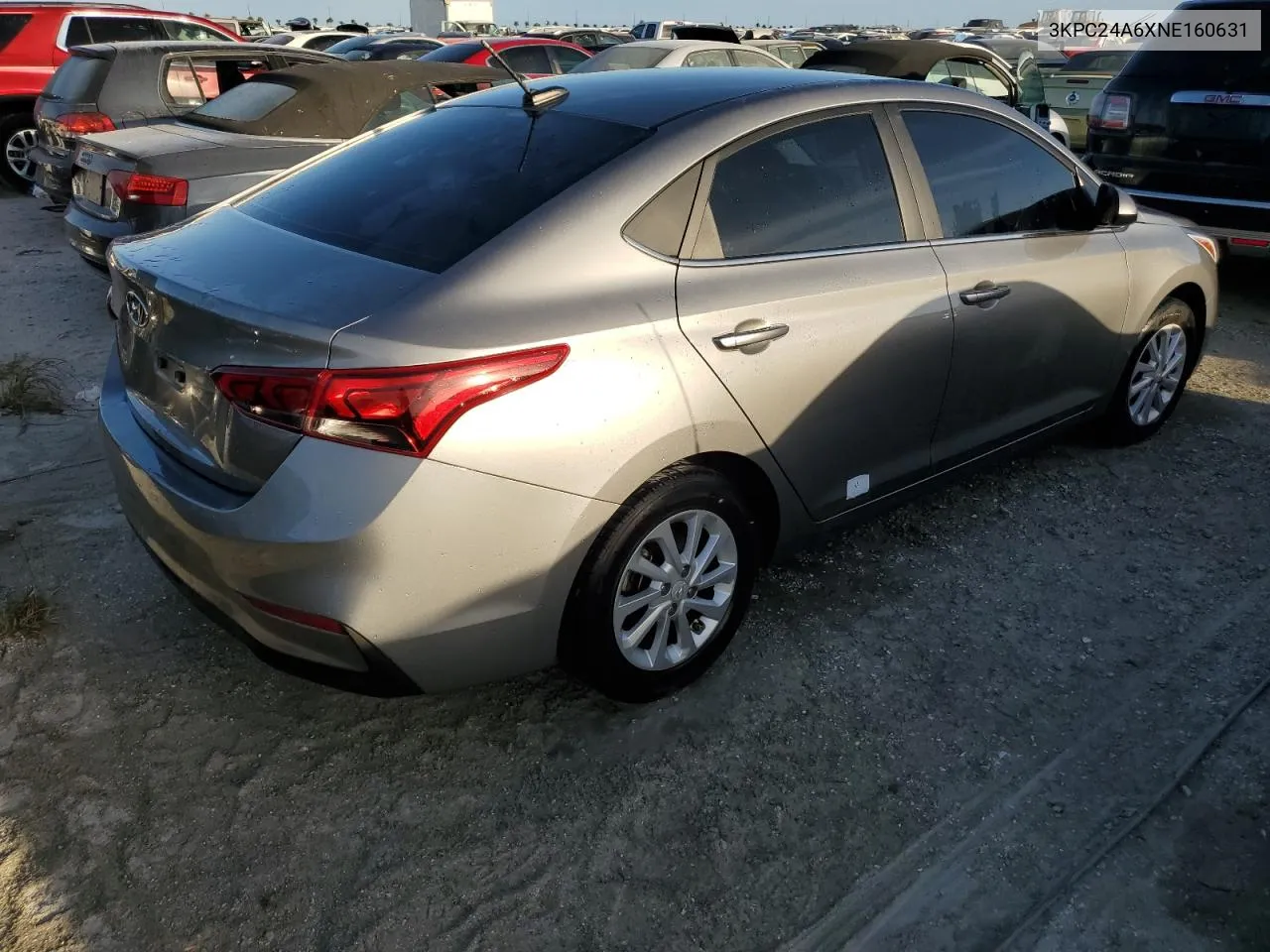 3KPC24A6XNE160631 2022 Hyundai Accent Se