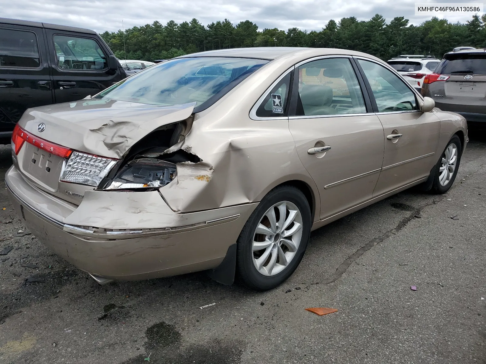 KMHFC46F96A130586 2006 Hyundai Azera Se