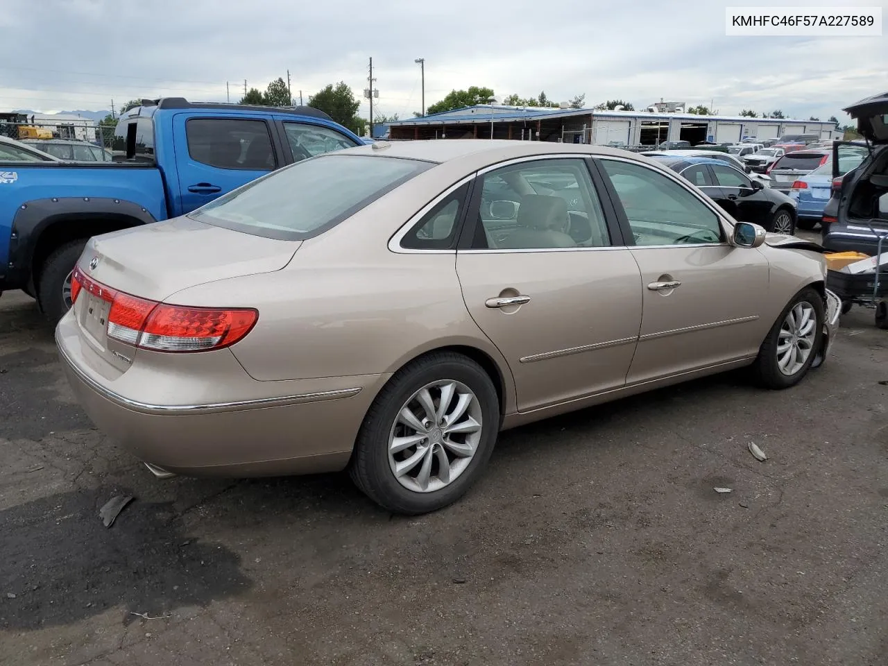 2007 Hyundai Azera Se VIN: KMHFC46F57A227589 Lot: 68121904