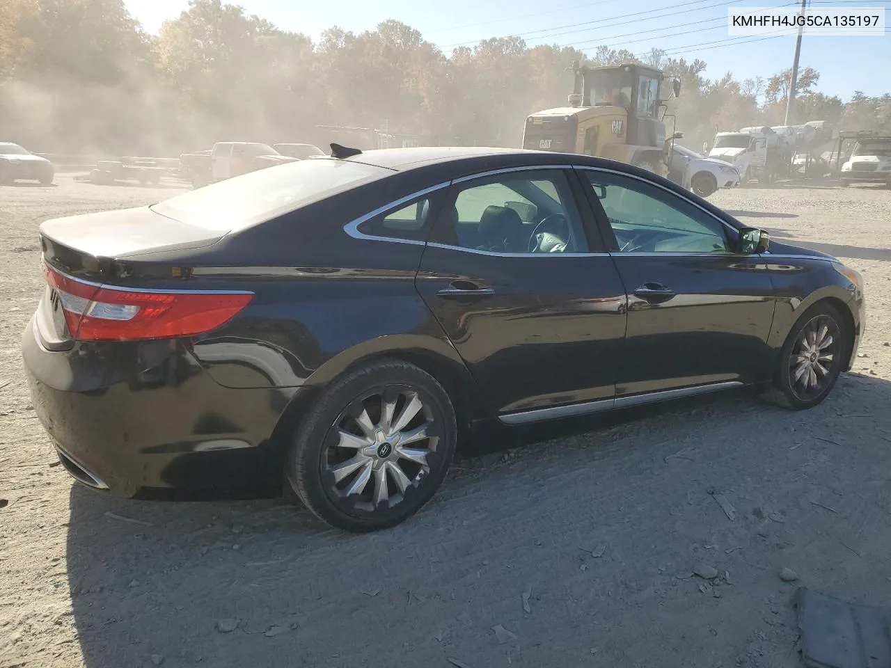 KMHFH4JG5CA135197 2012 Hyundai Azera Gls