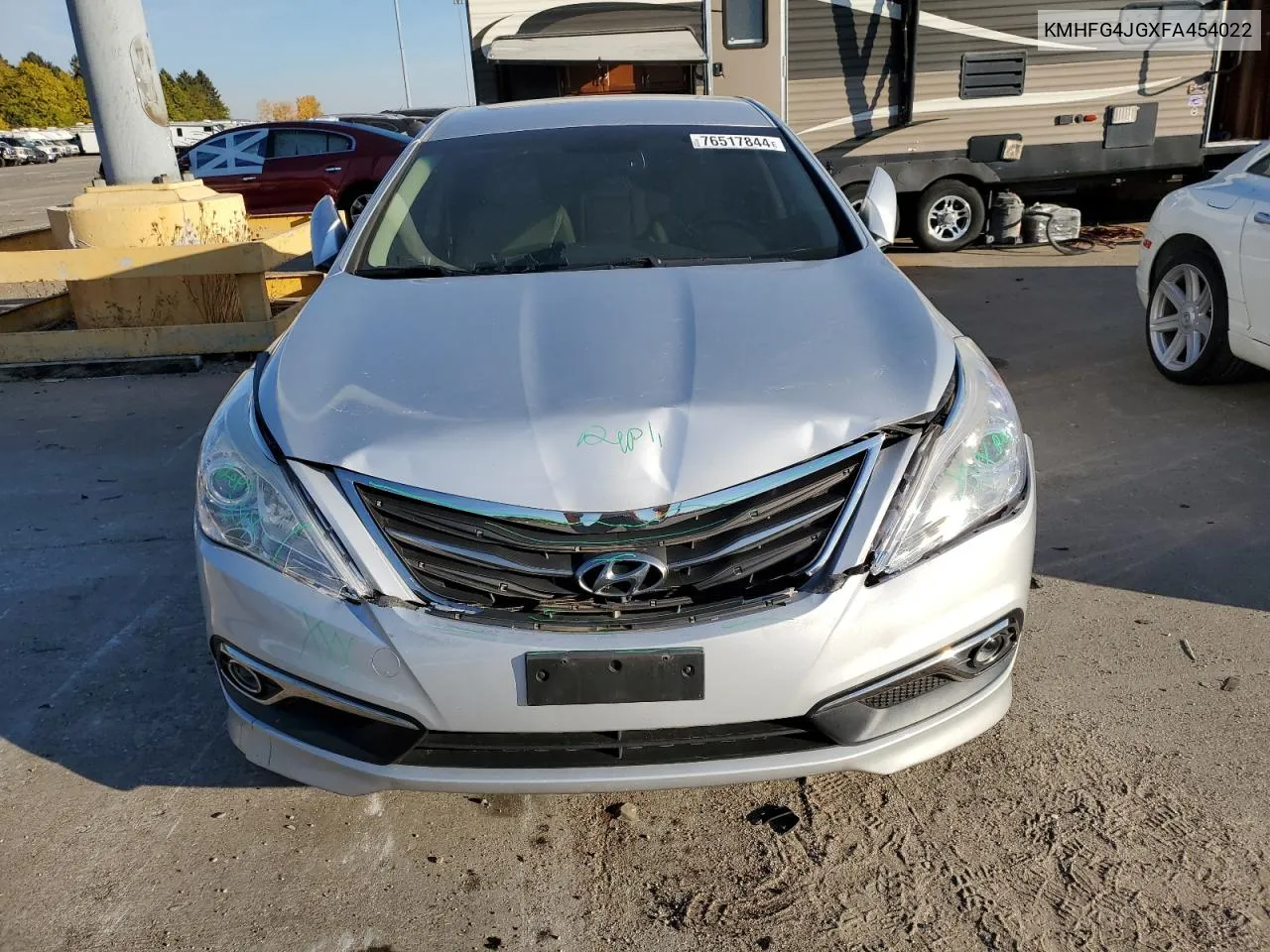 KMHFG4JGXFA454022 2015 Hyundai Azera