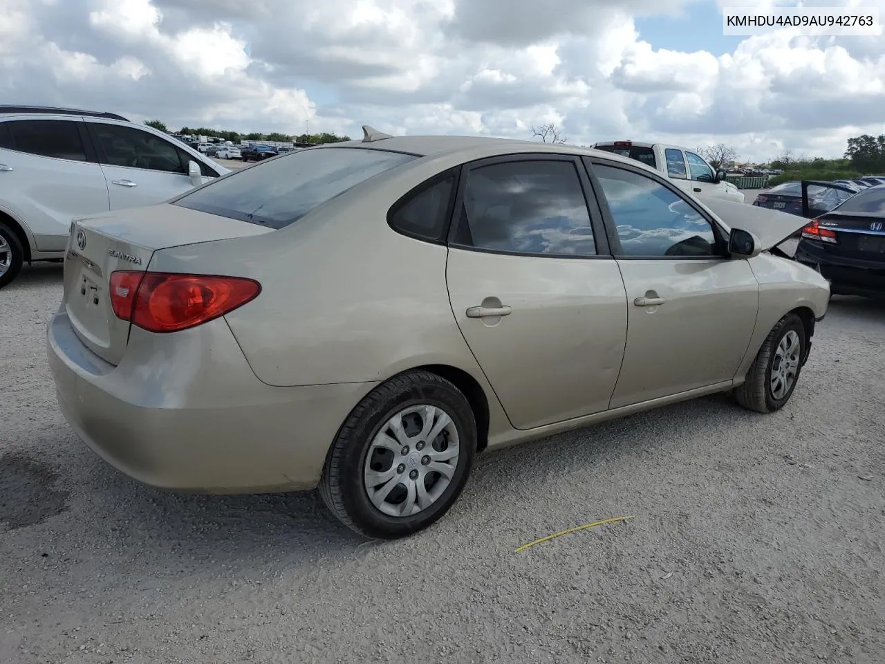 KMHDU4AD9AU942763 2010 Hyundai Elantra Blue