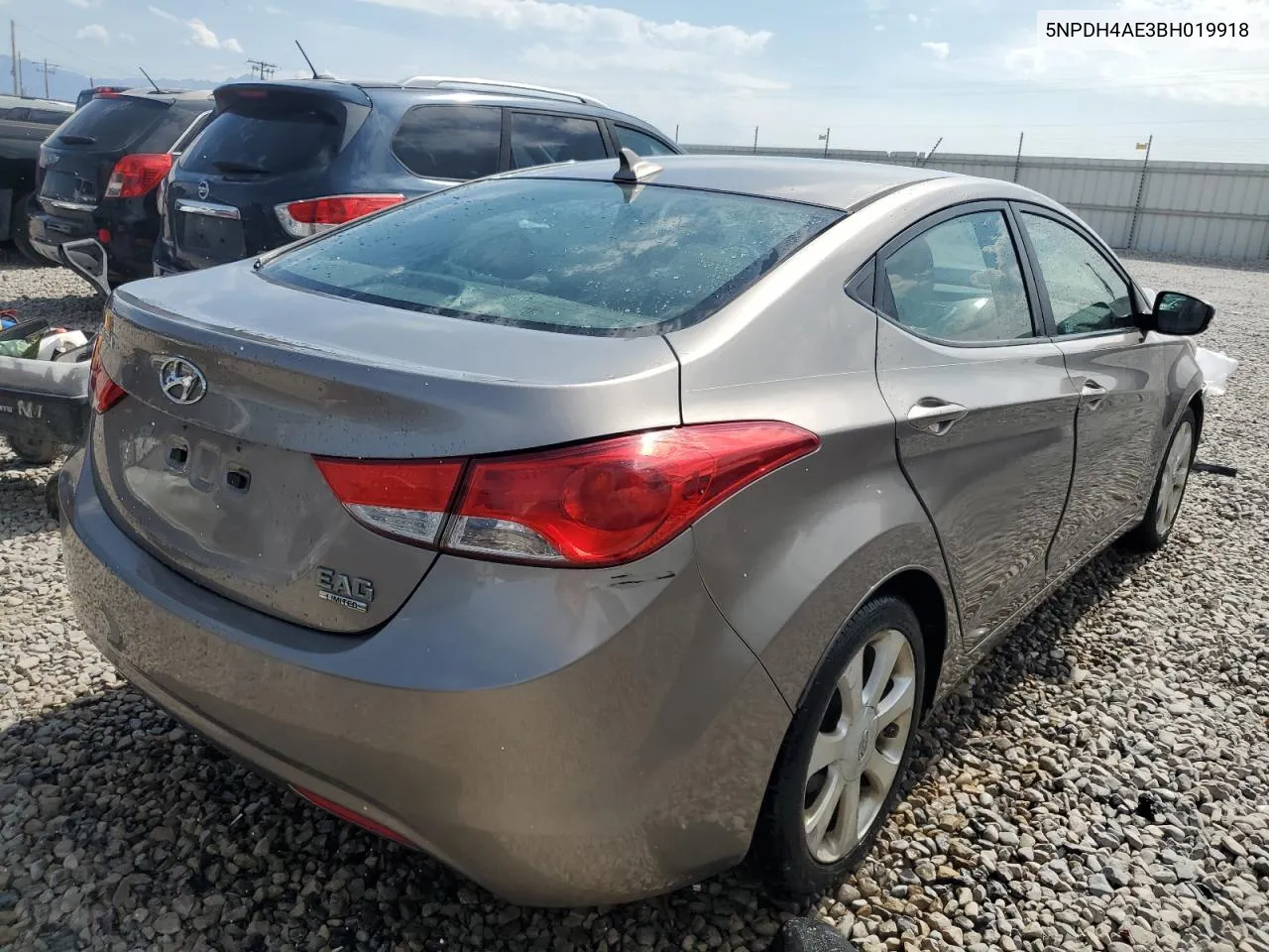 2011 Hyundai Elantra Gls VIN: 5NPDH4AE3BH019918 Lot: 71081434