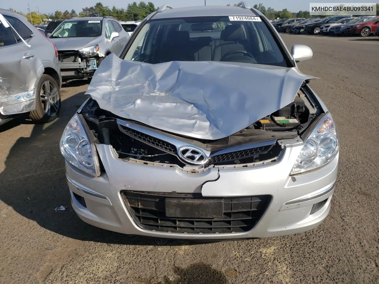 KMHDC8AE4BU093341 2011 Hyundai Elantra Touring Gls