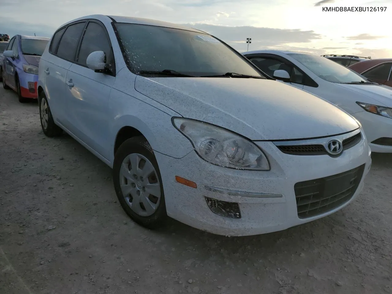 KMHDB8AEXBU126197 2011 Hyundai Elantra Touring Gls