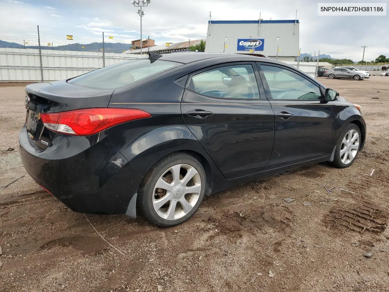 2013 Hyundai Elantra Gls VIN: 5NPDH4AE7DH381186 Lot: 66388574