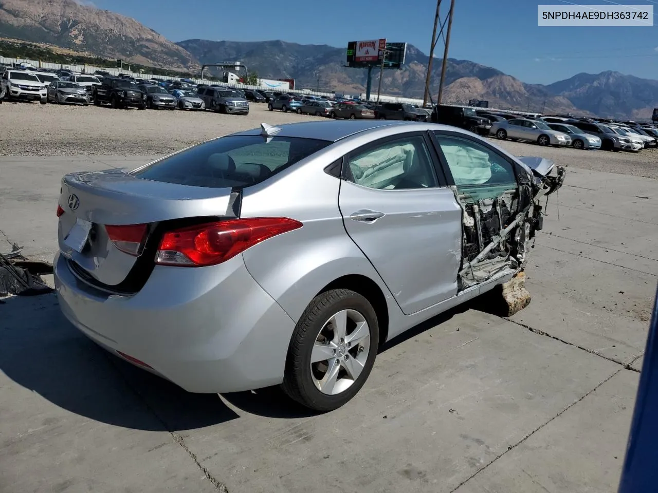 2013 Hyundai Elantra Gls VIN: 5NPDH4AE9DH363742 Lot: 69082764