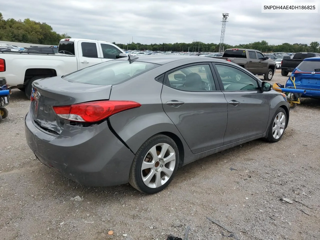 2013 Hyundai Elantra Gls VIN: 5NPDH4AE4DH186825 Lot: 69566584