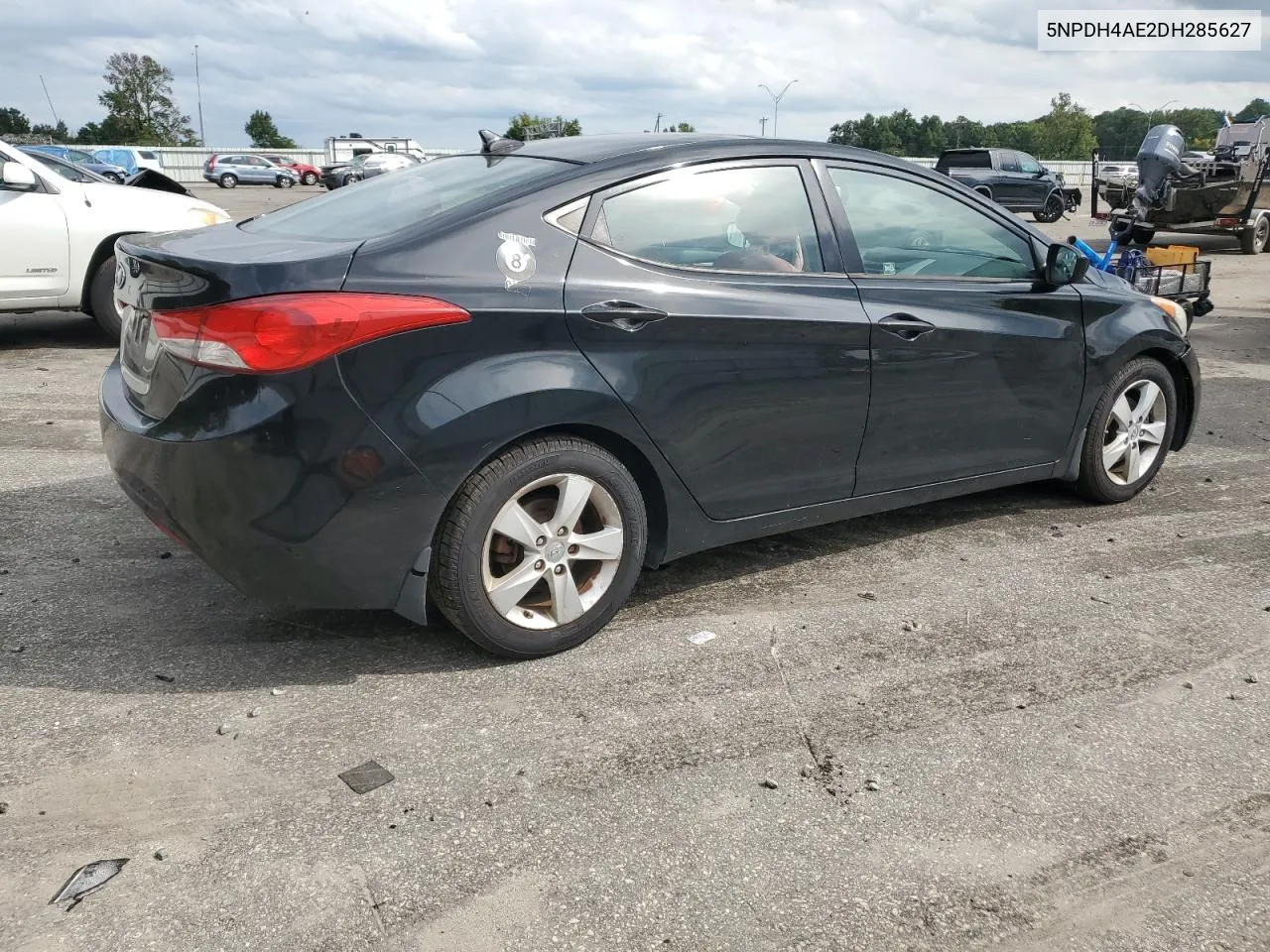 5NPDH4AE2DH285627 2013 Hyundai Elantra Gls