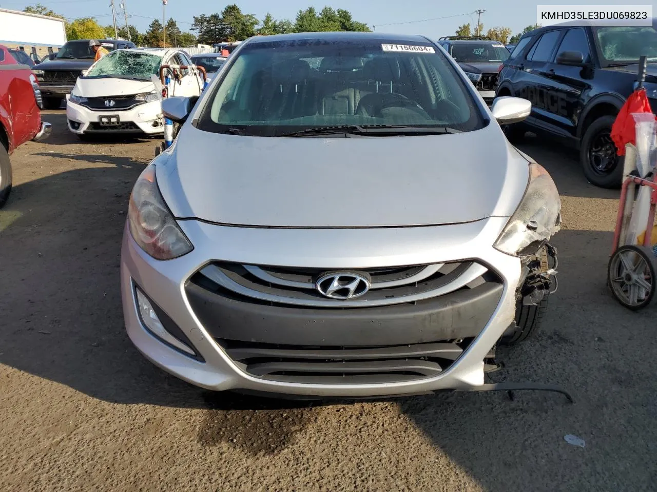 2013 Hyundai Elantra Gt VIN: KMHD35LE3DU069823 Lot: 71156604