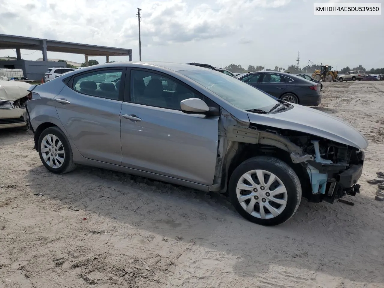 KMHDH4AE5DU539560 2013 Hyundai Elantra Gls