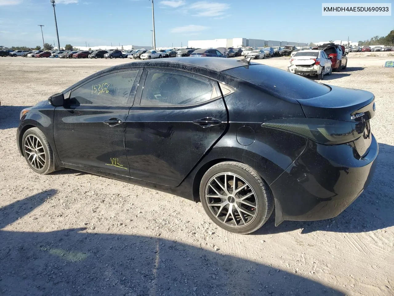 KMHDH4AE5DU690933 2013 Hyundai Elantra Gls