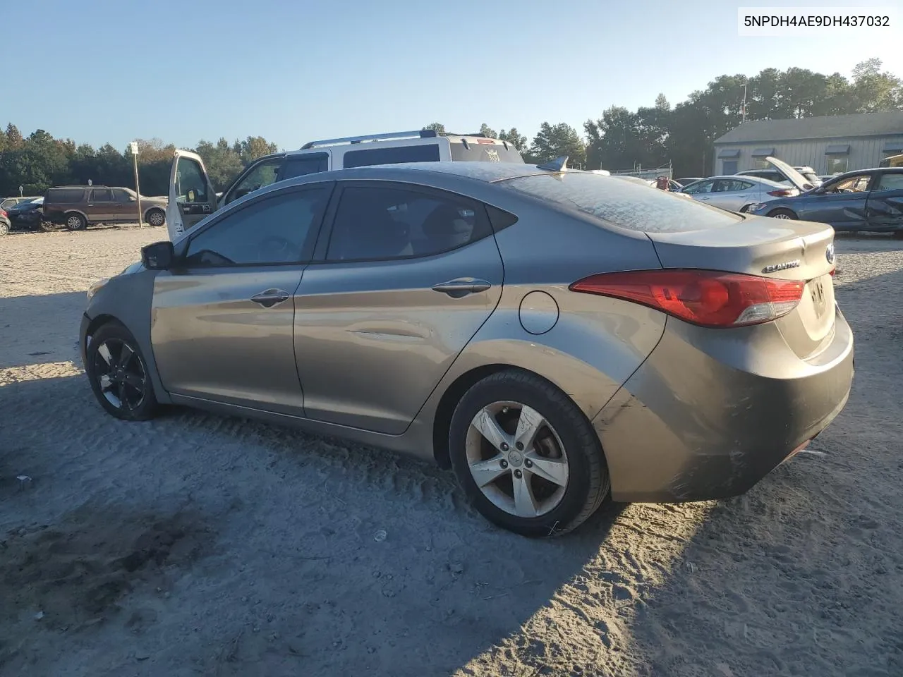 2013 Hyundai Elantra Gls VIN: 5NPDH4AE9DH437032 Lot: 77355384