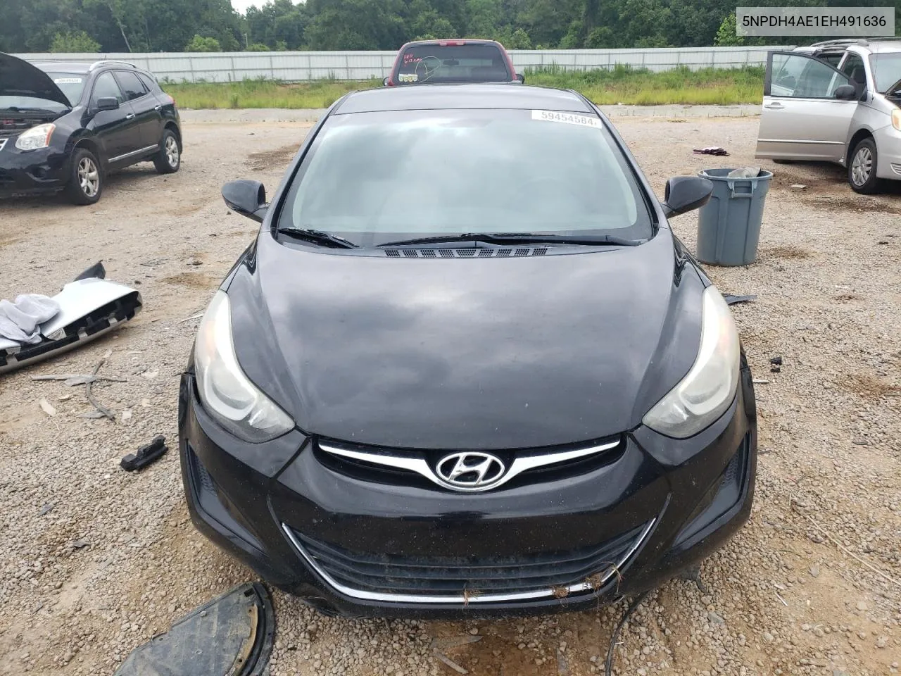 5NPDH4AE1EH491636 2014 Hyundai Elantra Se