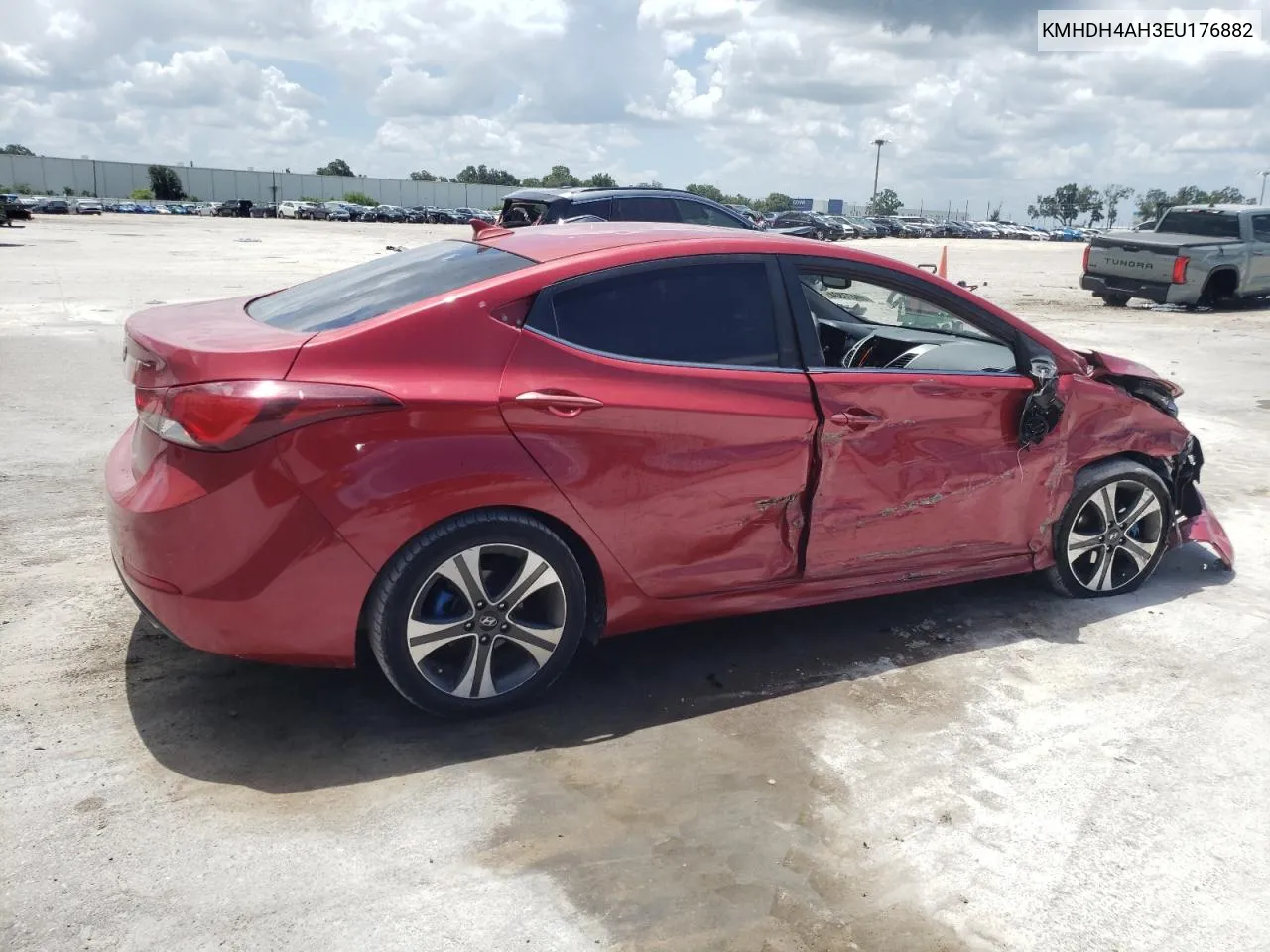 KMHDH4AH3EU176882 2014 Hyundai Elantra Se