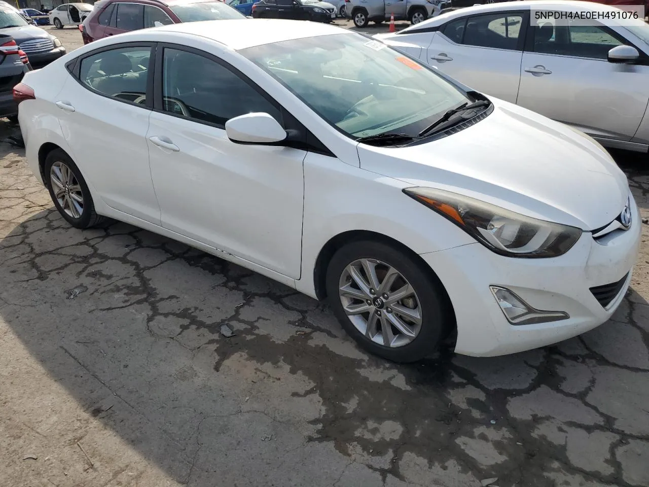 5NPDH4AE0EH491076 2014 Hyundai Elantra Se