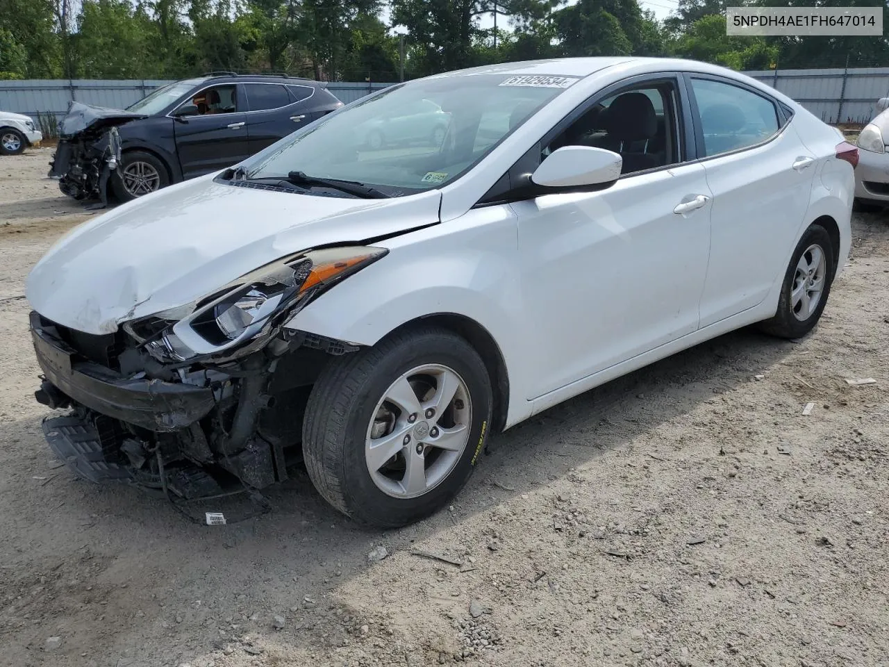 5NPDH4AE1FH647014 2015 Hyundai Elantra Se