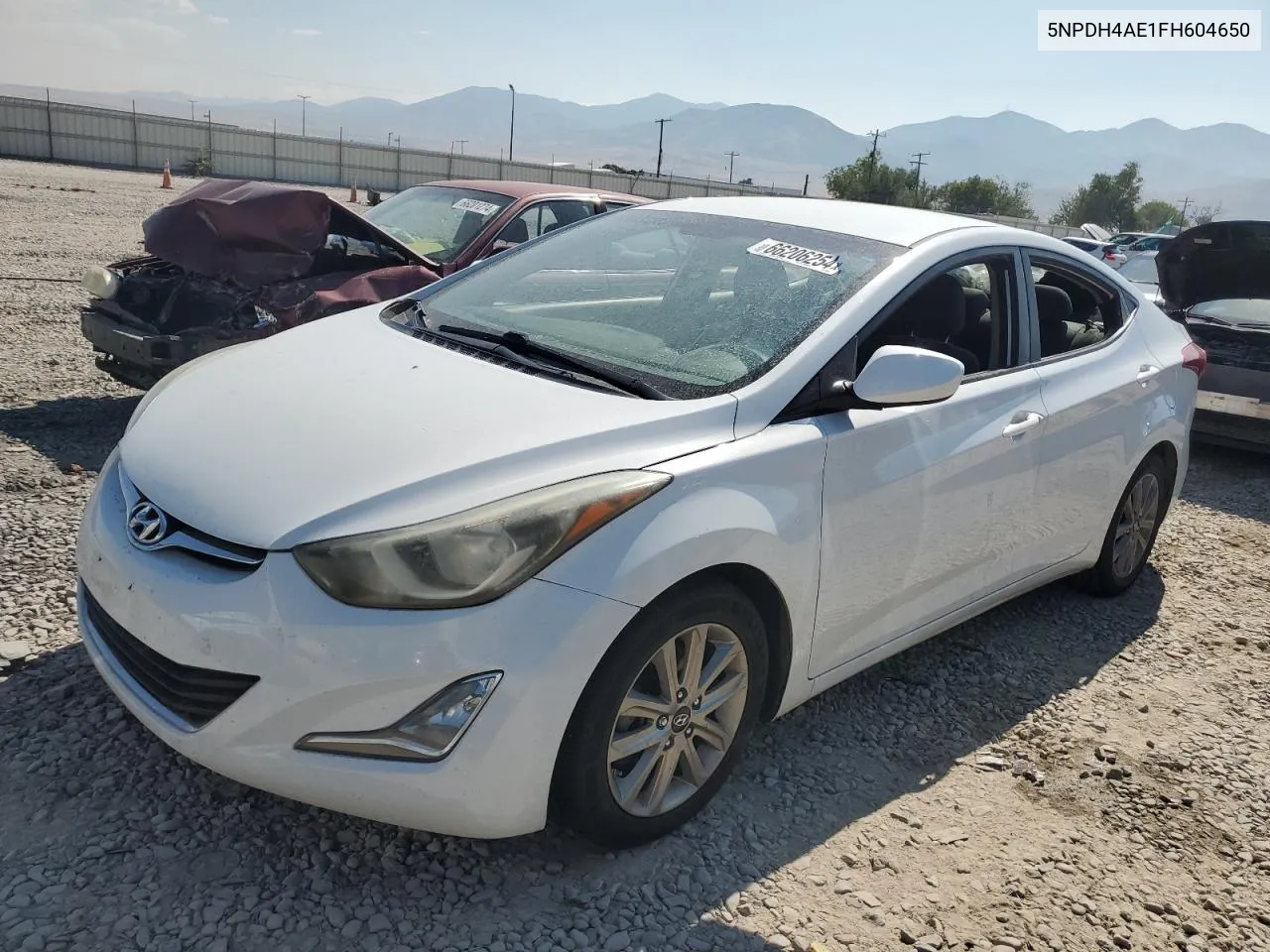 5NPDH4AE1FH604650 2015 Hyundai Elantra Se