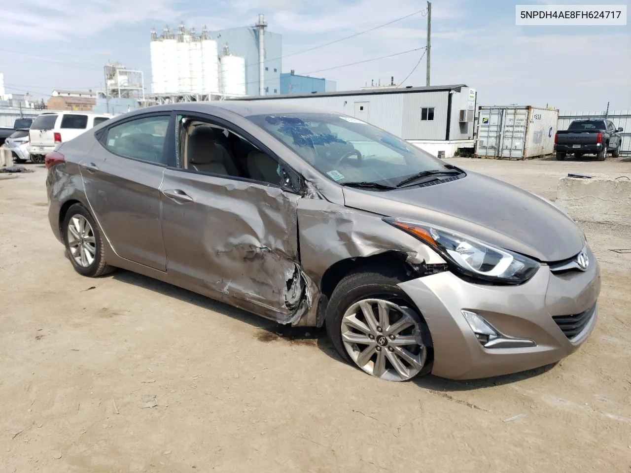 5NPDH4AE8FH624717 2015 Hyundai Elantra Se