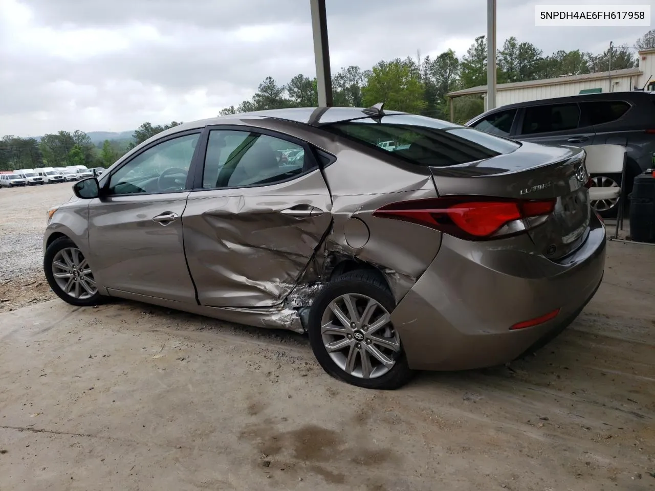 5NPDH4AE6FH617958 2015 Hyundai Elantra Se