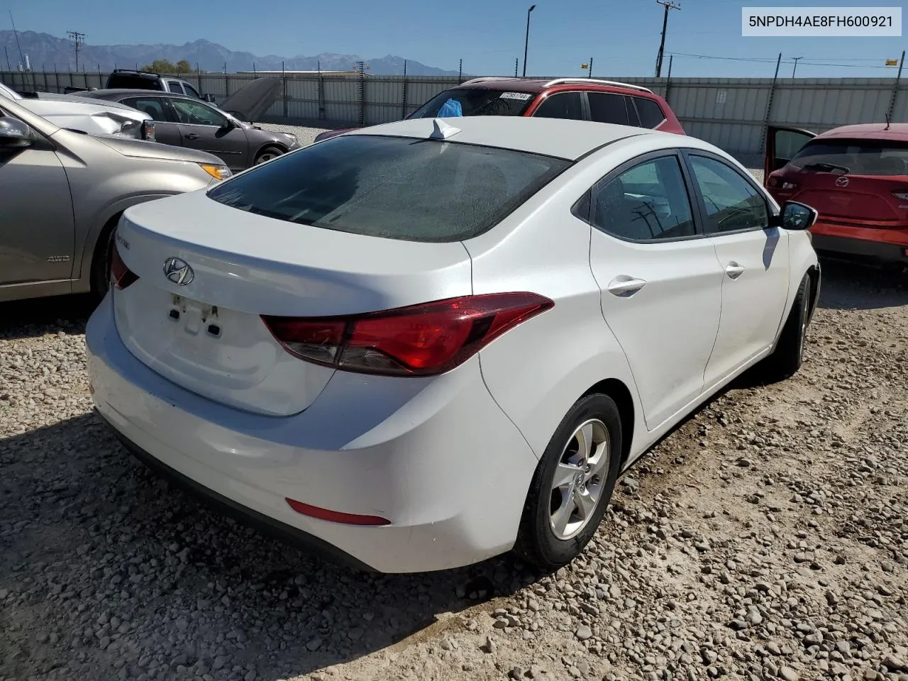 5NPDH4AE8FH600921 2015 Hyundai Elantra Se