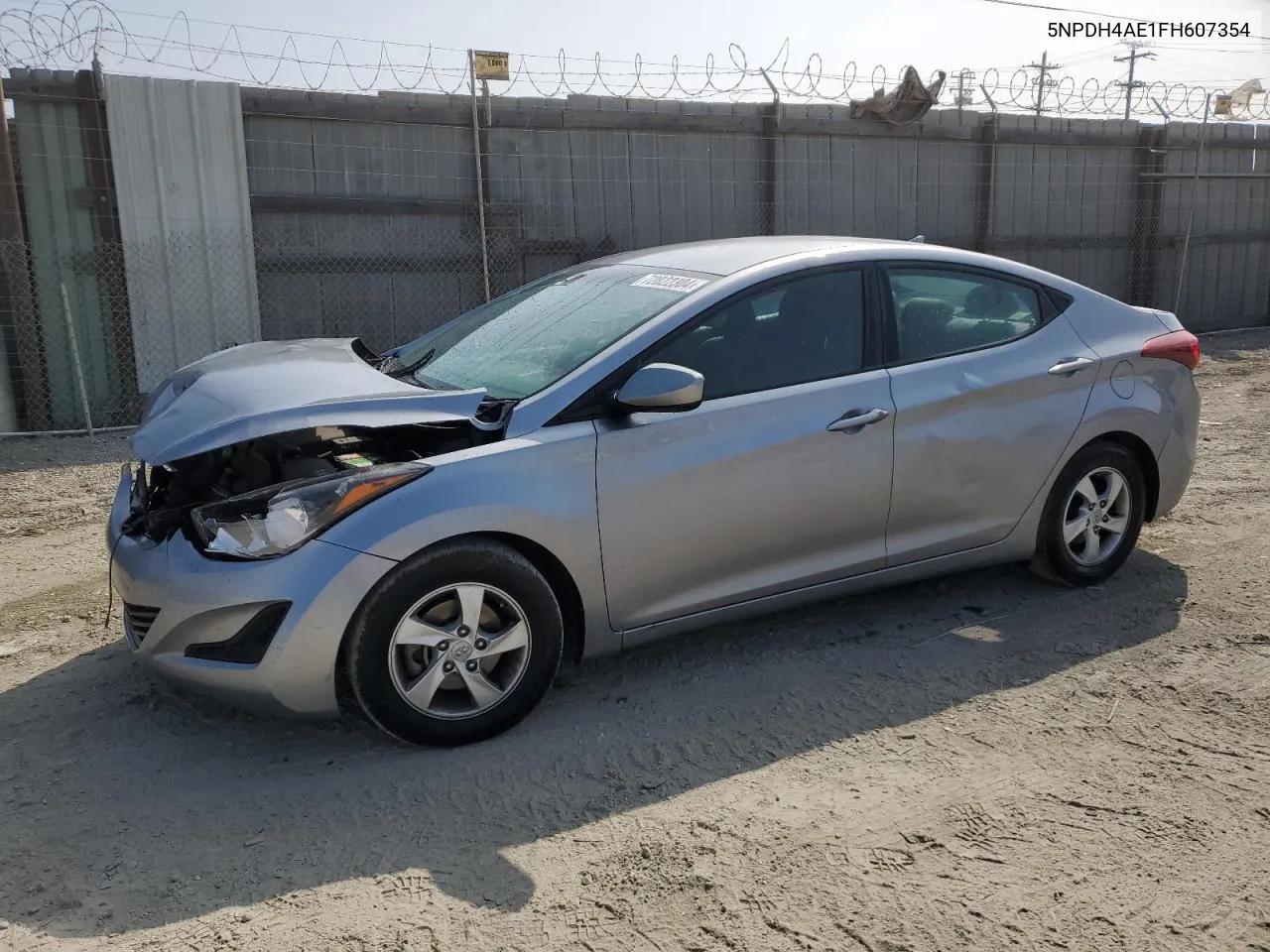 5NPDH4AE1FH607354 2015 Hyundai Elantra Se