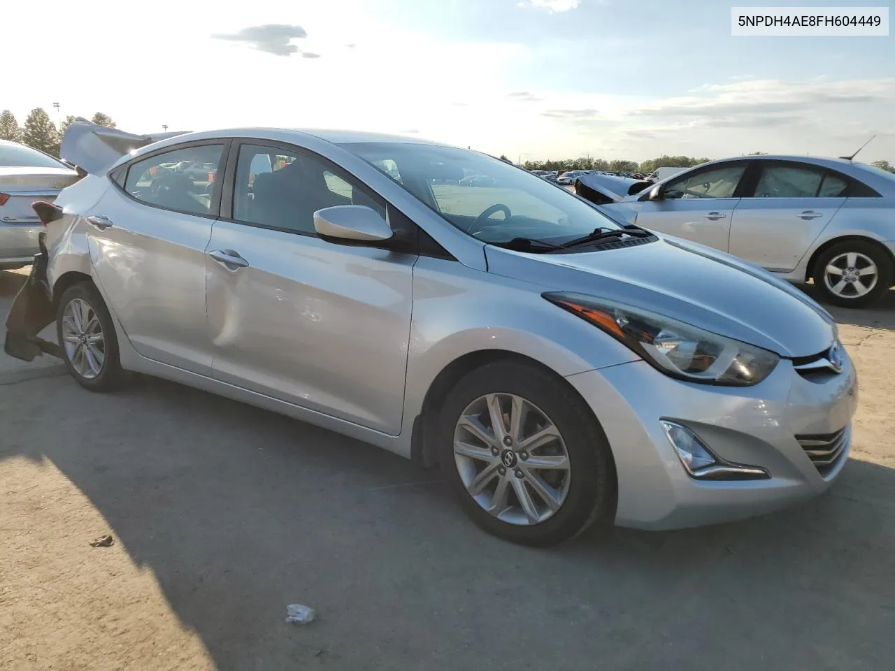 5NPDH4AE8FH604449 2015 Hyundai Elantra Se