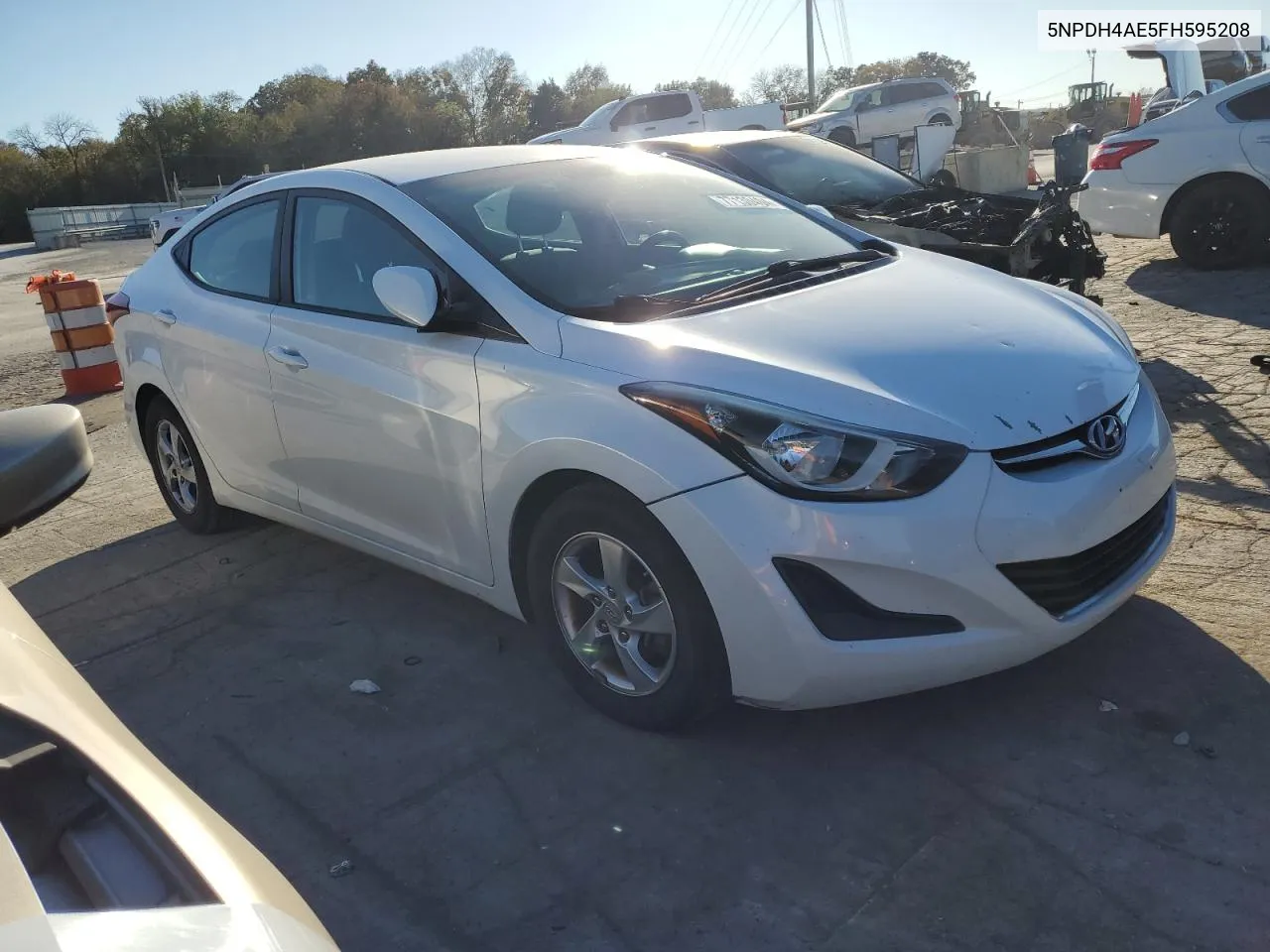 2015 Hyundai Elantra Se VIN: 5NPDH4AE5FH595208 Lot: 77130404