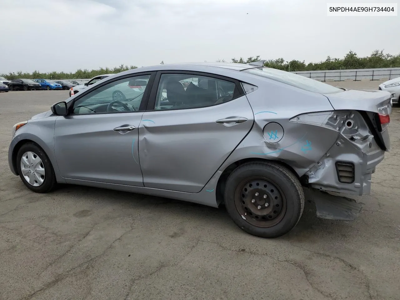 5NPDH4AE9GH734404 2016 Hyundai Elantra Se