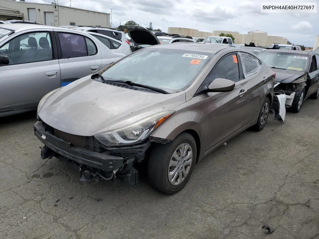 5NPDH4AE4GH727697 2016 Hyundai Elantra Se