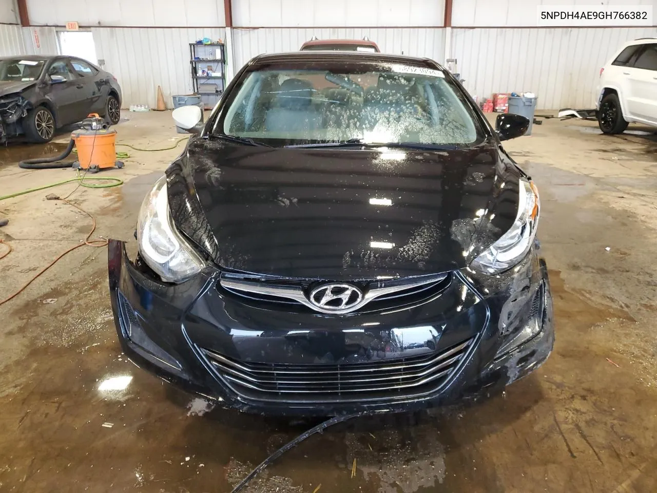 5NPDH4AE9GH766382 2016 Hyundai Elantra Se