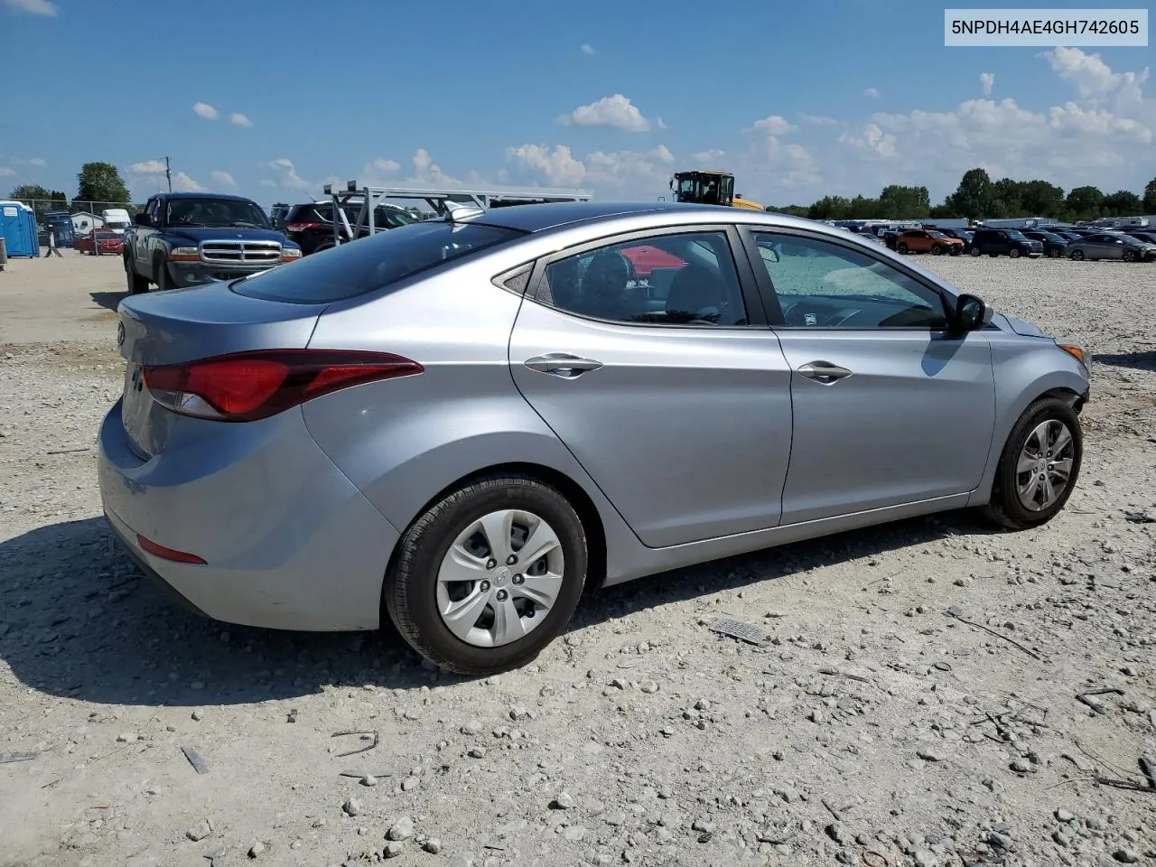 2016 Hyundai Elantra Se VIN: 5NPDH4AE4GH742605 Lot: 69269434